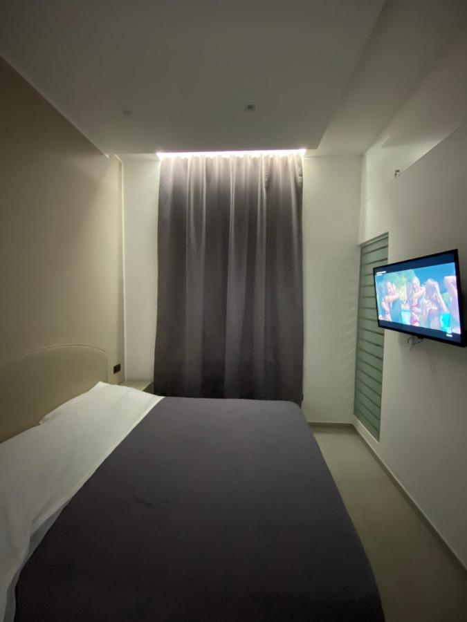 Room25Mq Cercola Exteriér fotografie